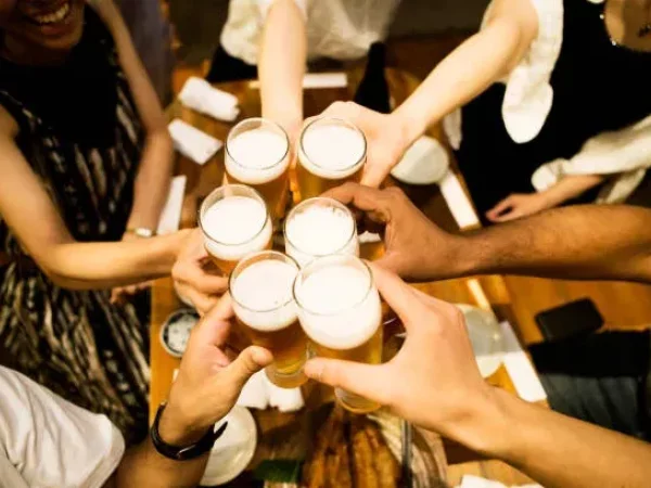 Binge drinking: zelfs zelden is het risico niet onschuldig