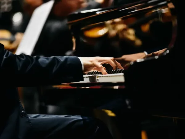 Musées et concerts: un lien avec la santé mentale après 50 ans