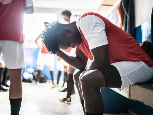 Après le football professionnel, une santé cérébrale à surveiller