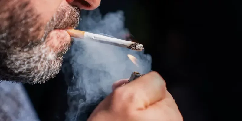 Kinderen van vaders die als tieners rookten, verouderen sneller