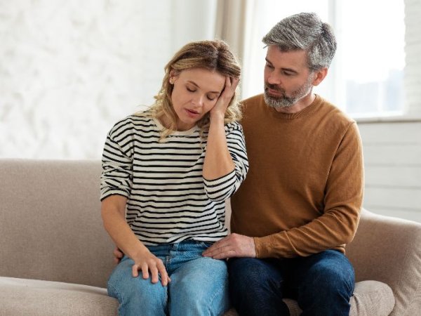 Migraines: pourquoi les femmes en souffrent davantage