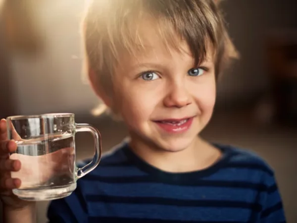 L’eau chez les enfants