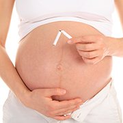 Welke gevaren heeft roken bij een zwangerschap ?